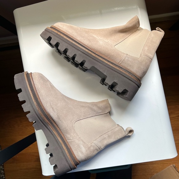 Diba True Suede Chelsea Boots with Lug Soles - Picture 4 of 8